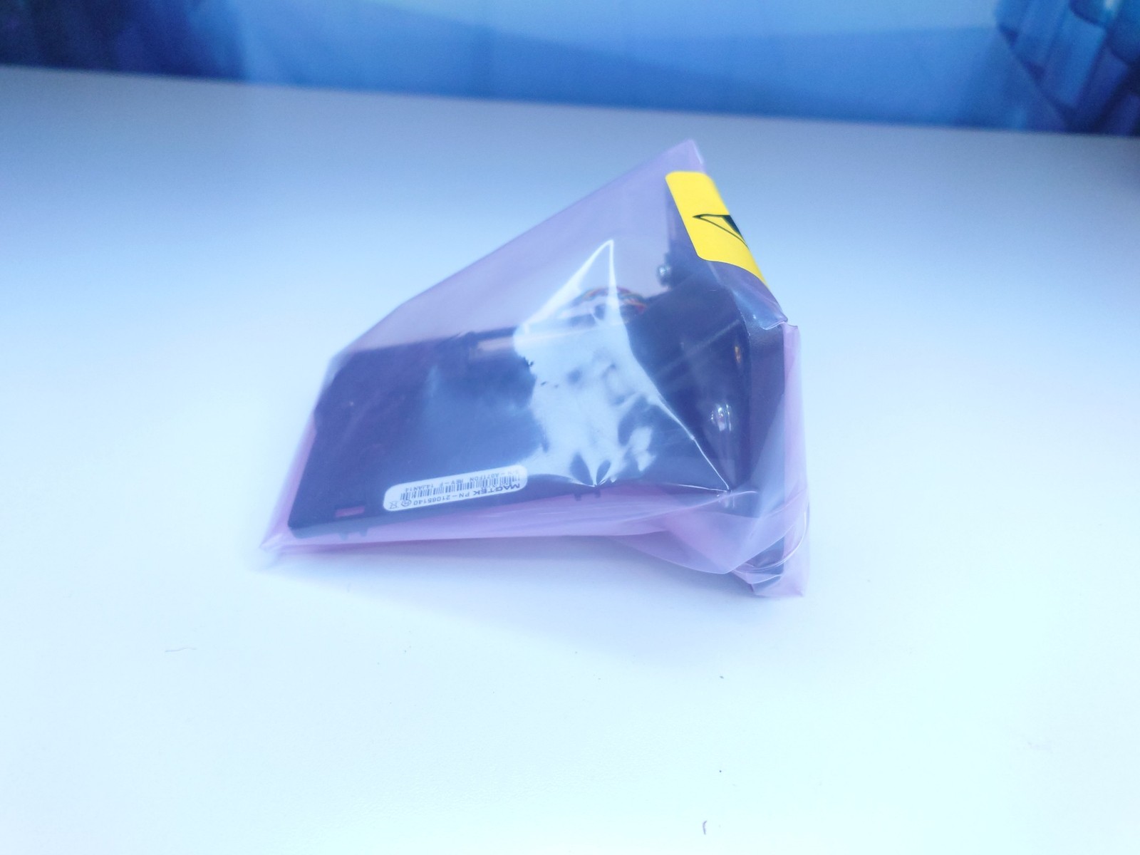 MagTek MT-215 21065140 Cabinet Slot Mount USB HID Magnetic Stripe Reader