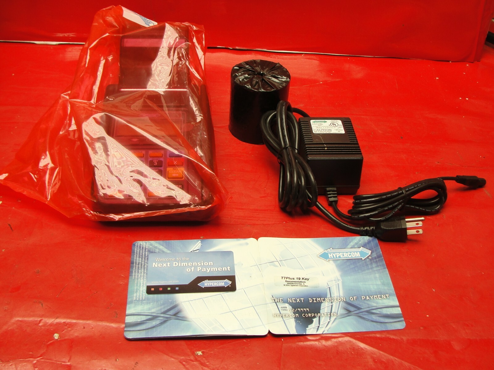 BRAND NEW HYPERCOM T7 PLUS CREDIT CARD PROCESSING TERMINAL