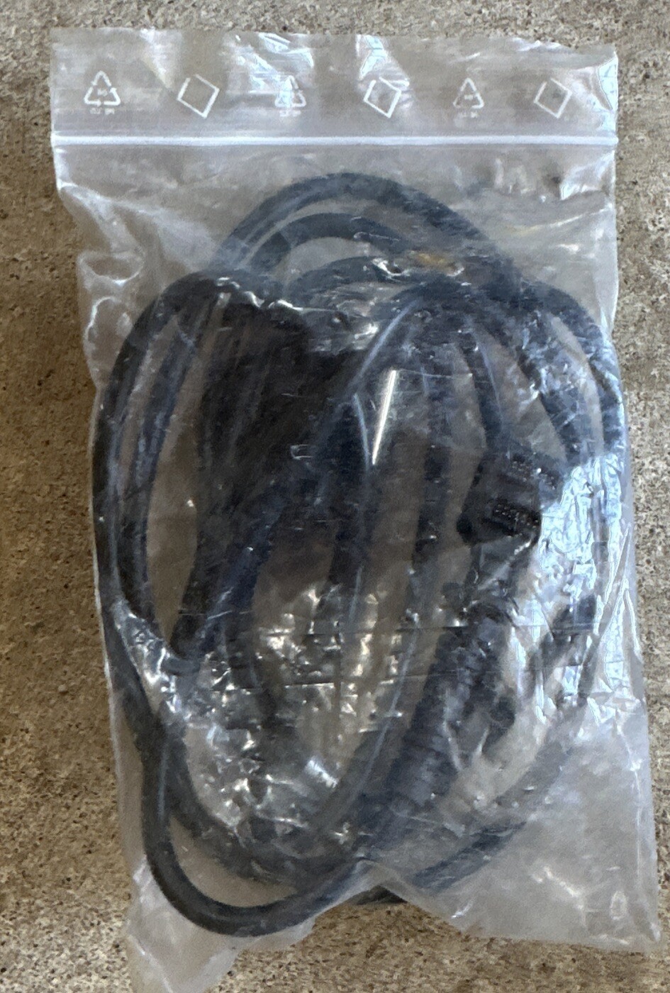 VX805/VX820 USB Cable 2M Cable CBL-282-045-01-A