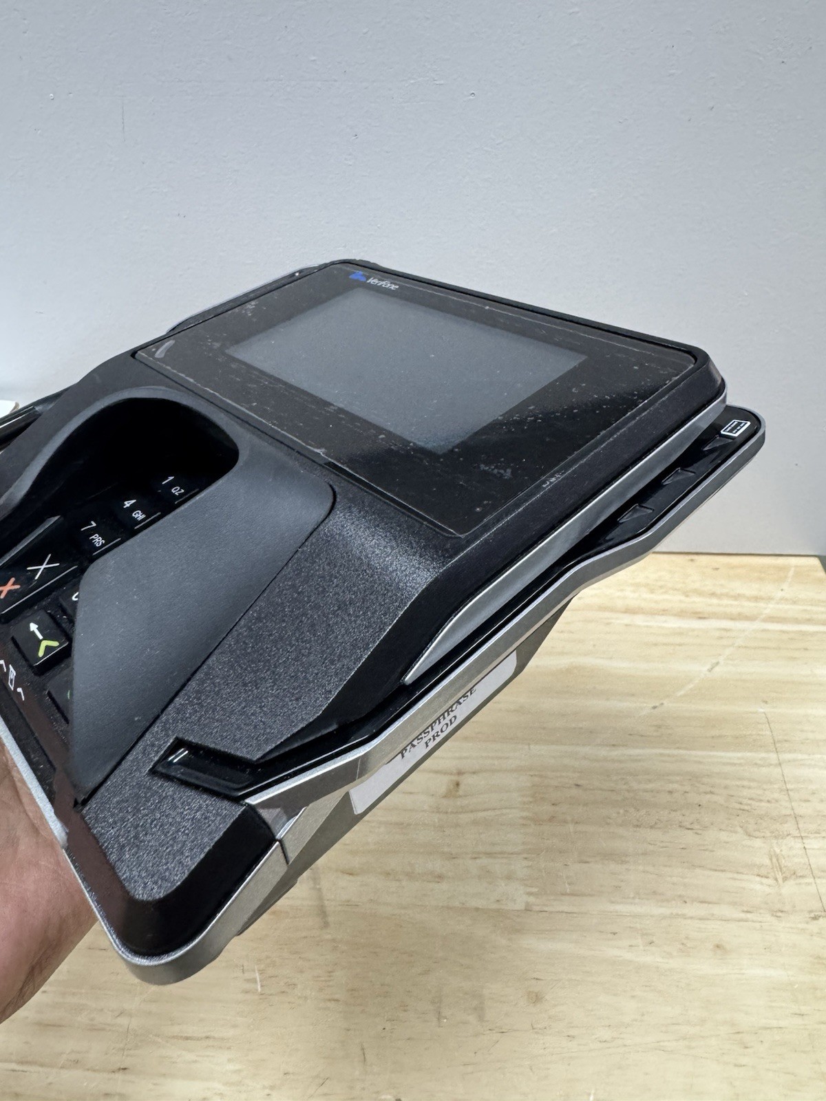 New VeriFone MX 915 Credit Card Pinpad Payment Terminal M132-409-01-R