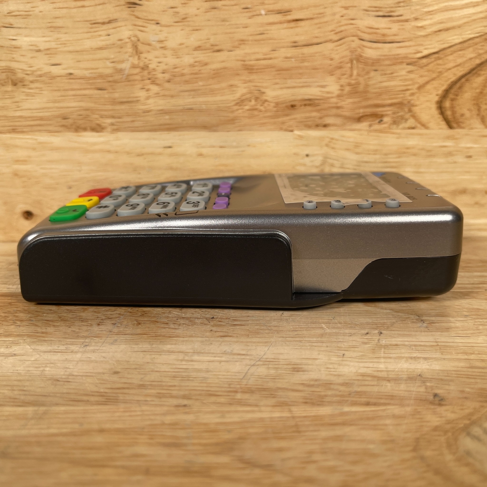Verifone VX805 CTLS Ergonomic 2.6″ LCD NFC/MSR Enabled Pinpad Credit Card Reader