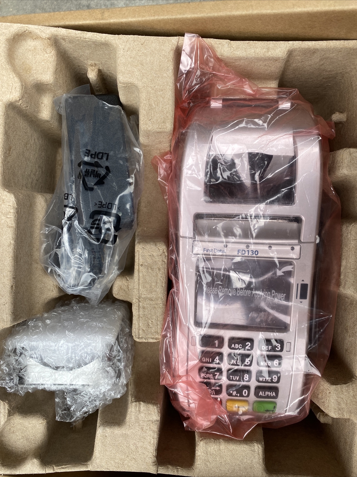 First Data FD130 Credit Card Terminal in box