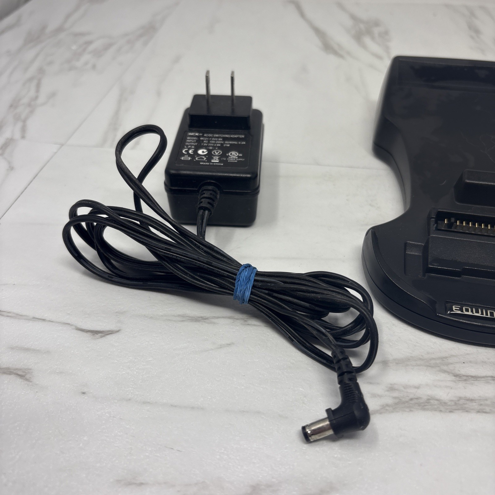 Hypercom Equinox M4230 Wireless Credit Card Terminal with Stand D4210