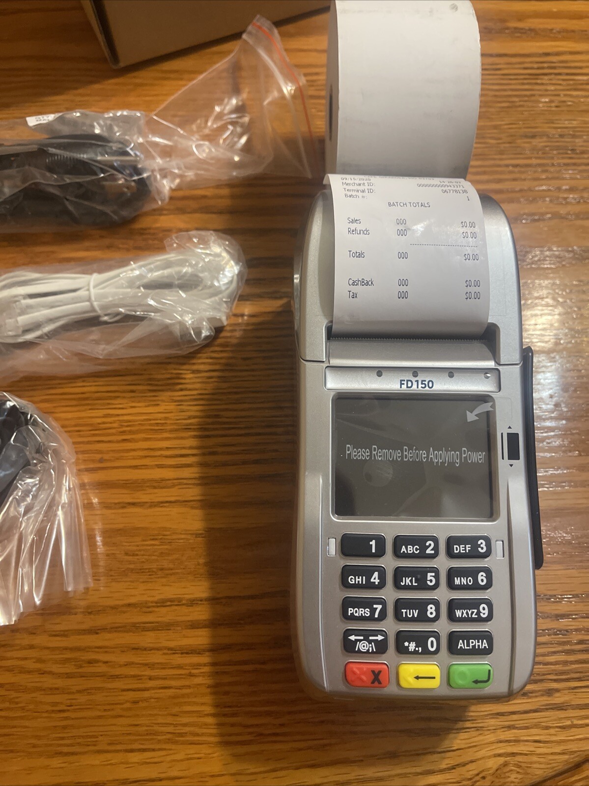 First Data FD150 Credit Card Machine! Slightly Used Condition With All Cords!