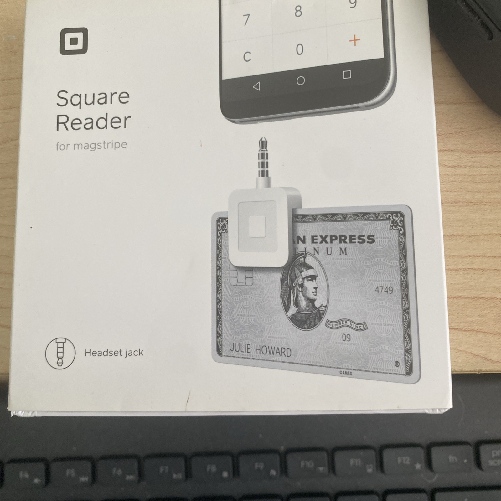 Square Credit Card Reader for iPhone, iPad and Android Magstripe Headset Jack
