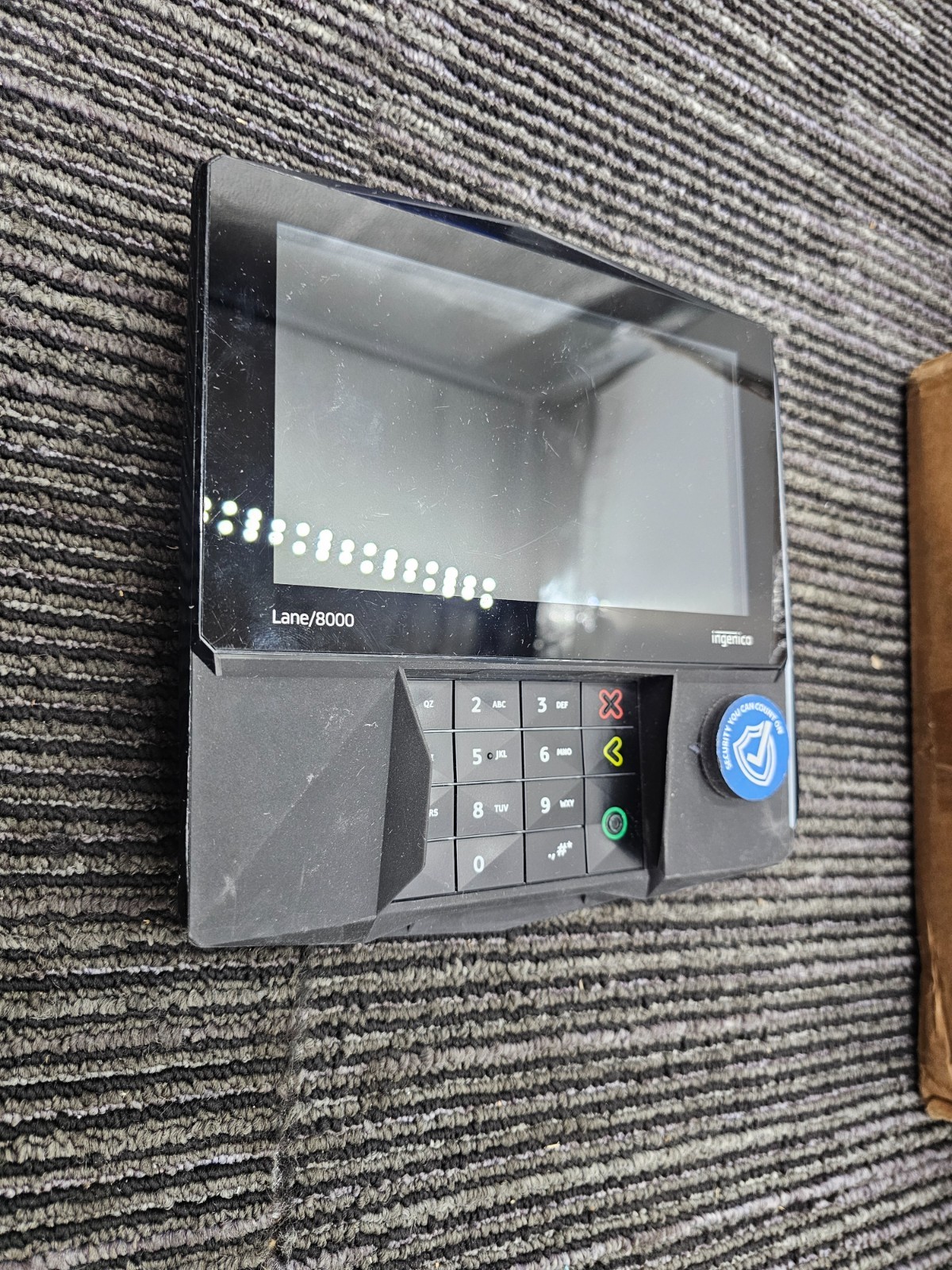 Ingenico Lane 8000 Credit Card Terminal Black MRN30910238A