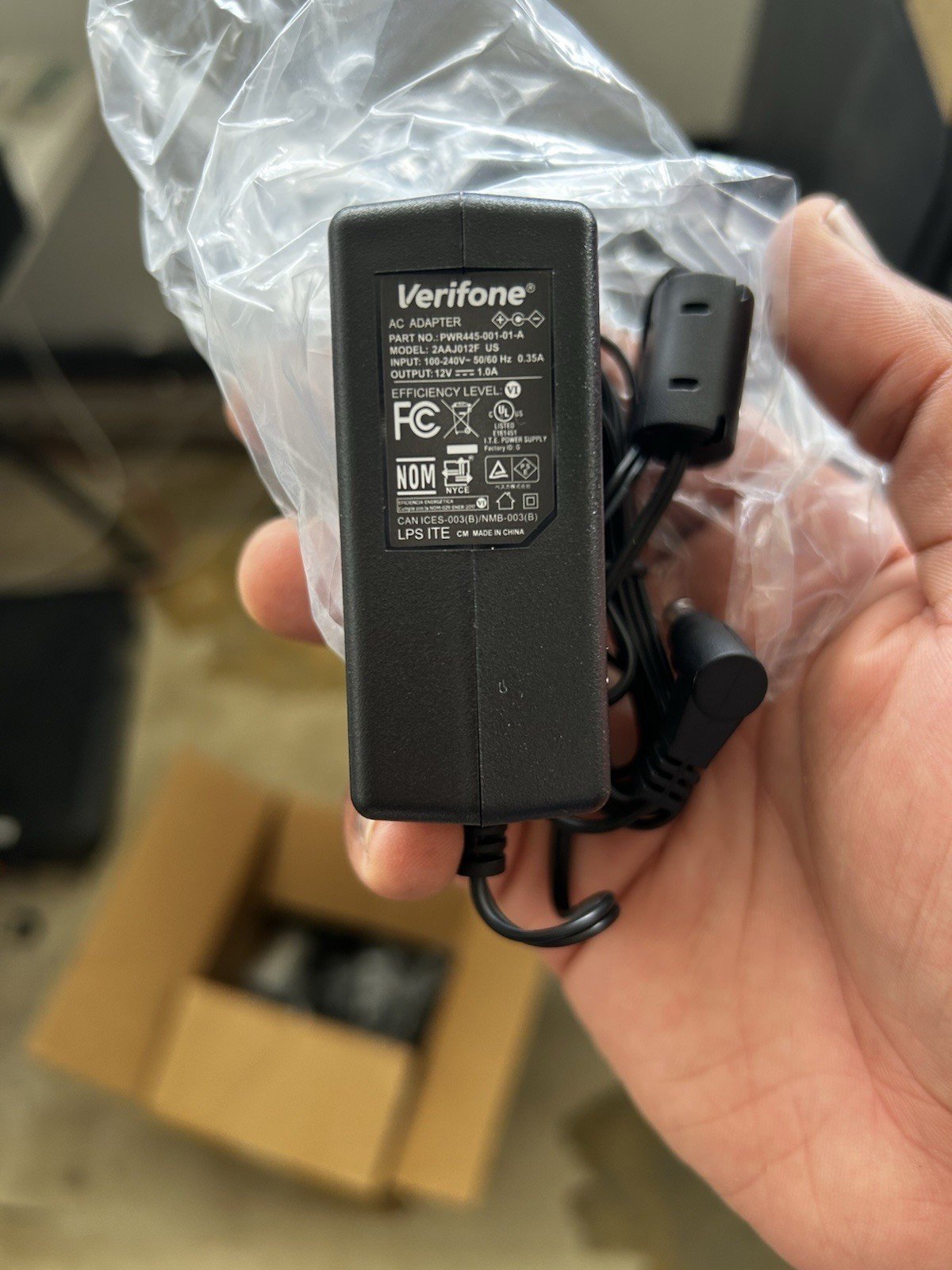 Verifone M400 Credit Card Terminal Wired Bluetooth w/ Adapter & Cables