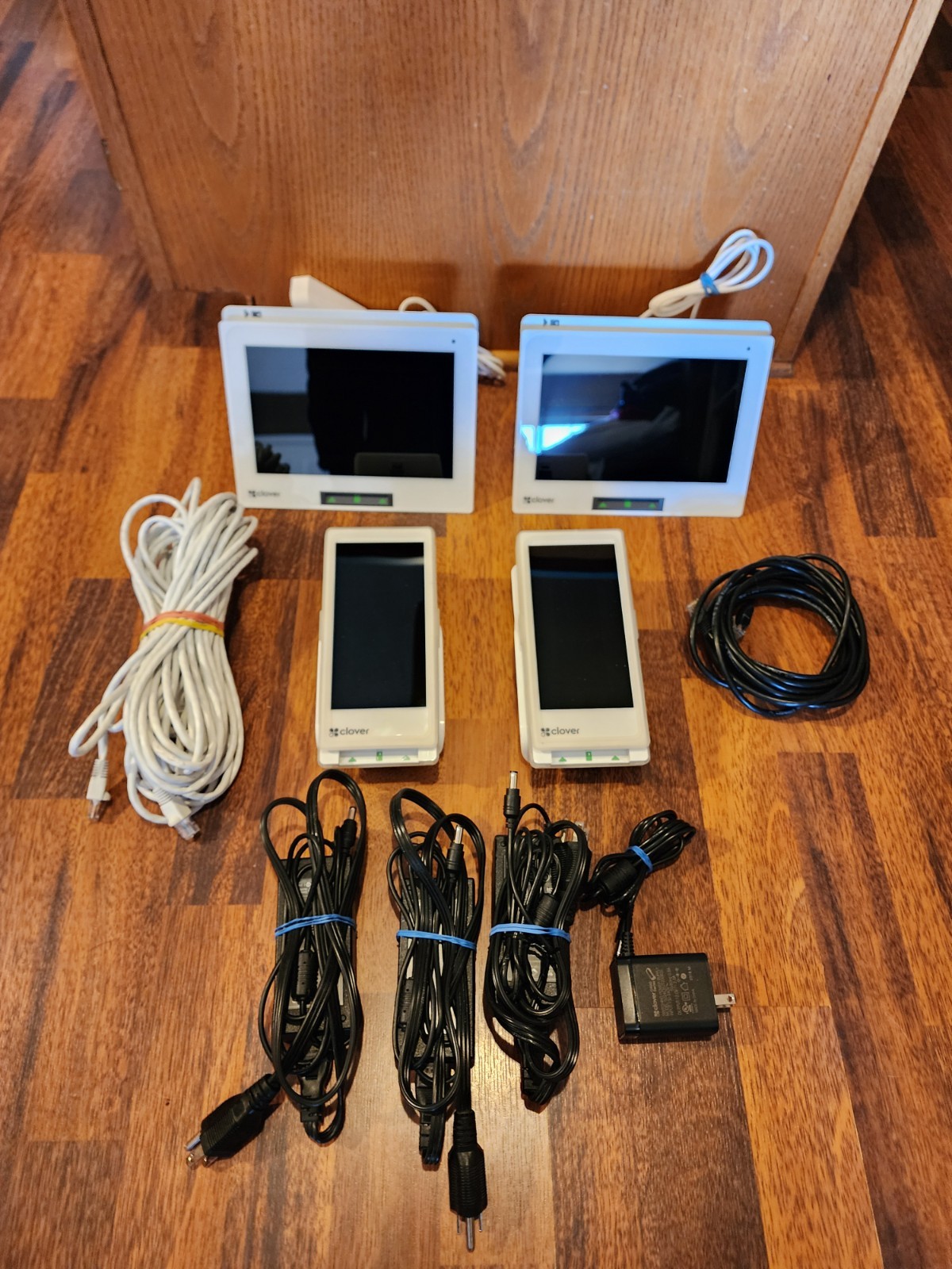 Clover POS System Bundle – 2 C305 Stations, & 2 Flex 3 Handheld Systems Tested