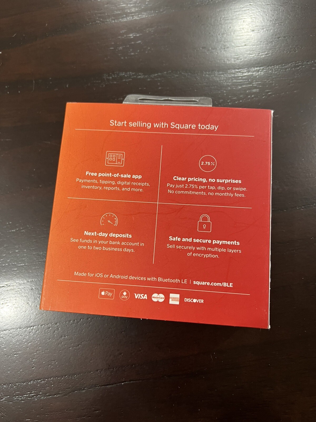 Square Reader for Contactless Chip Reader (App Store/Google Play) With Swiper