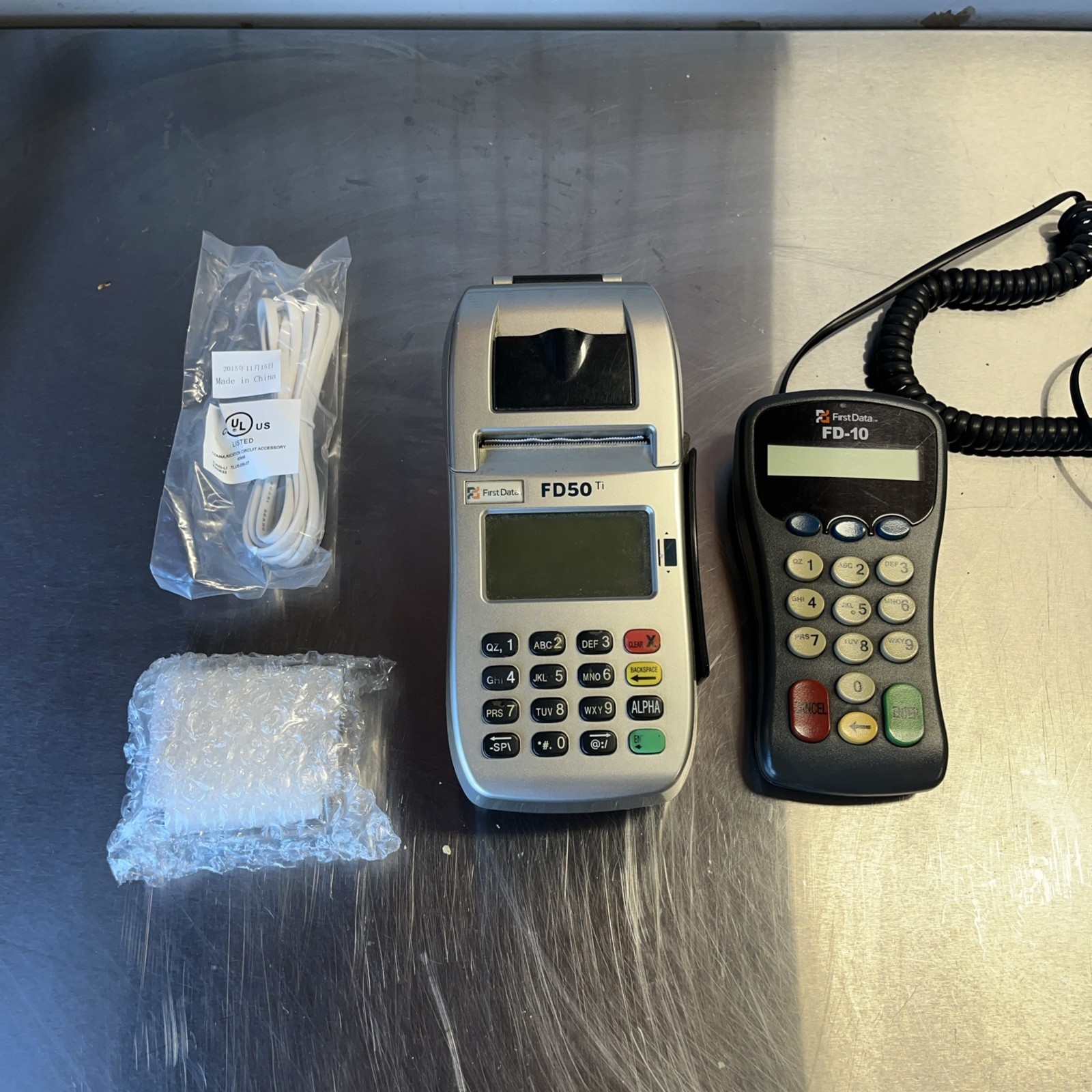 First Data FD-50Ti Credit Card Terminal + Printer 001689064 w/ FD-10 Number Pad