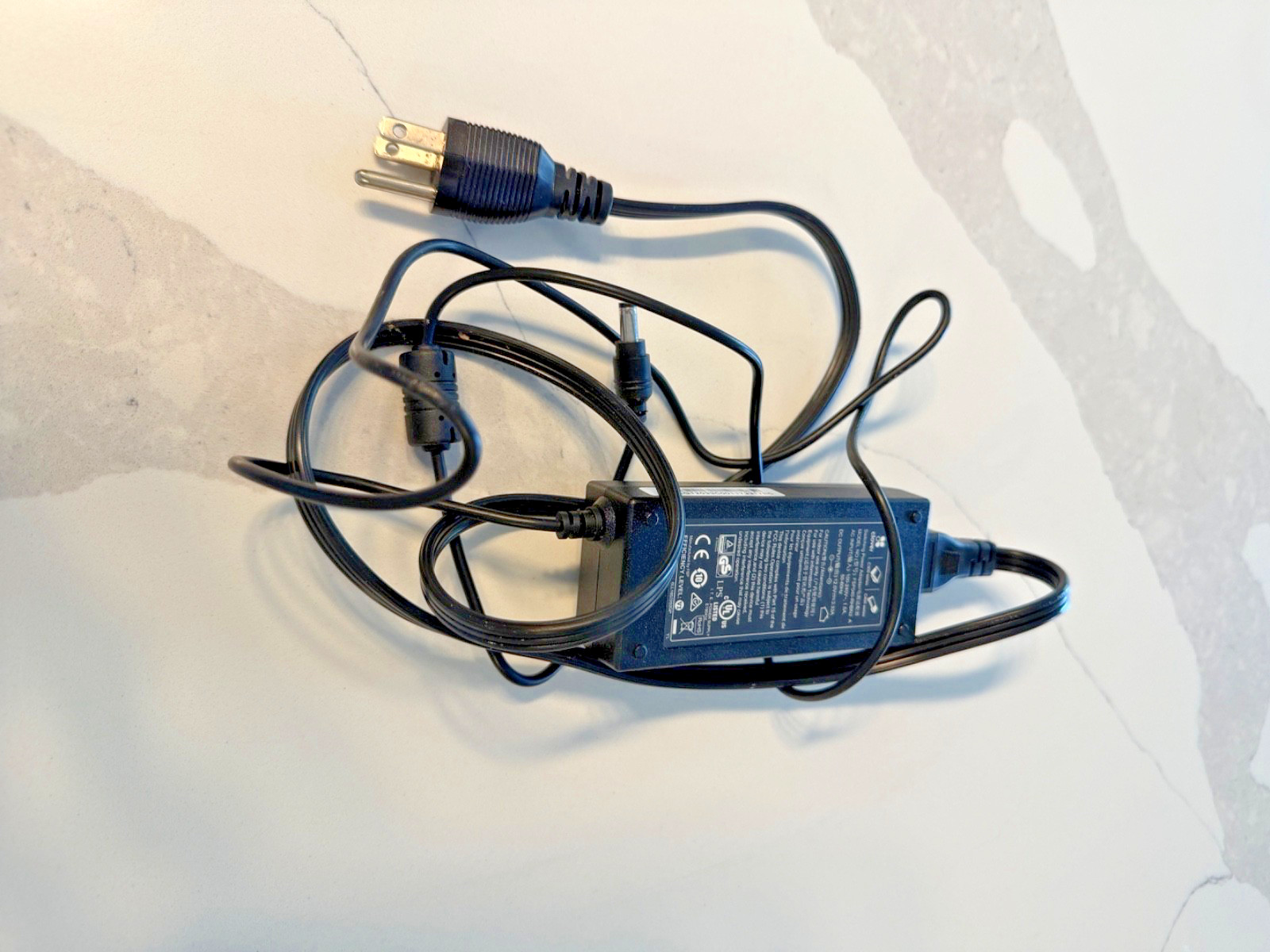 Clover Flex and Mini Power adapter, FSP040-RHBN2, GUC