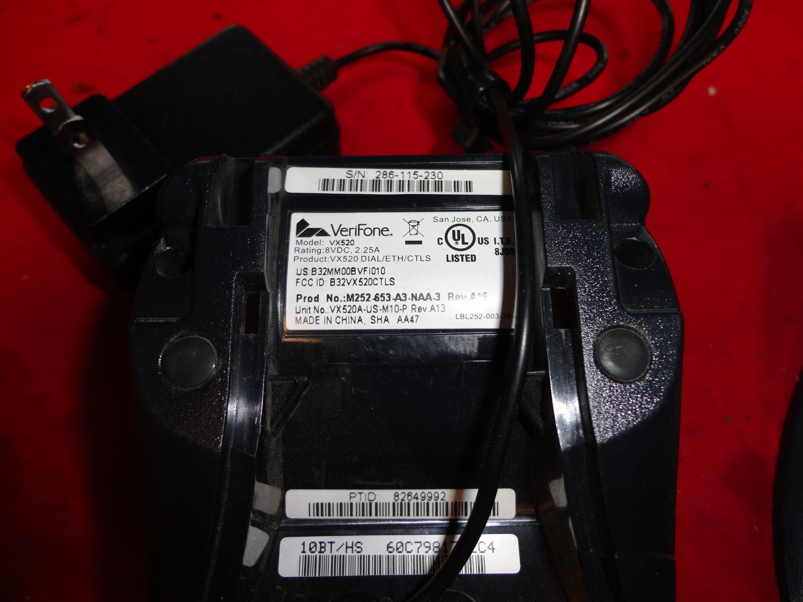 Verifone VX 520 Credit Card Machine Terminal Reader w/ Power Cord TESTED WORKING