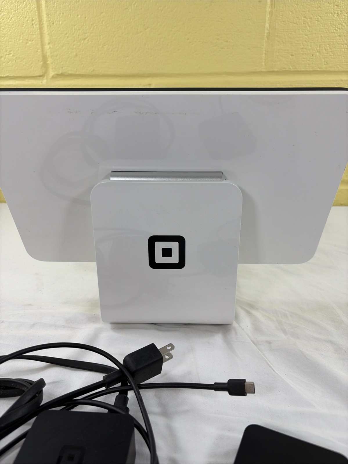 SQUARE SPG1-01 Stand for Ipads USB C POS System Terminal
