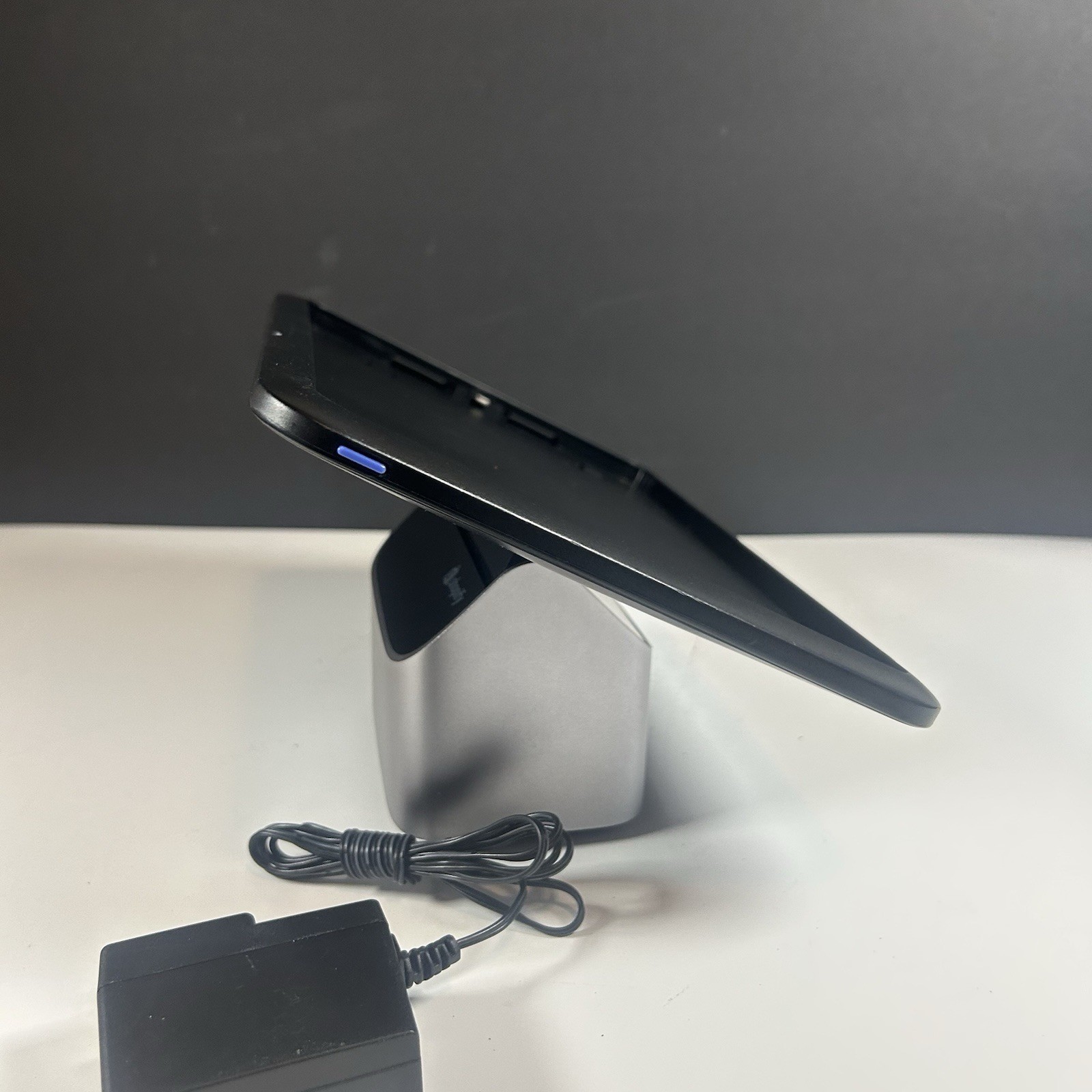 Shopify Model:S1803B POS iPad Stand/Dock