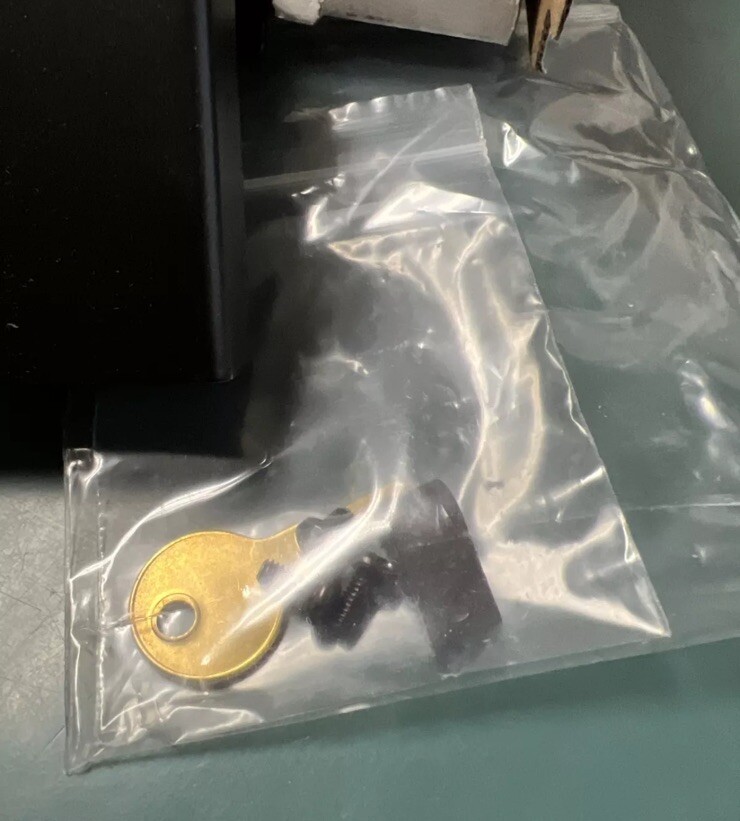 LOT OF 10 ENS 367-3048-B REAR-LOCKING, ADD ON KIT W/ A-KEY VERIFONE MX915