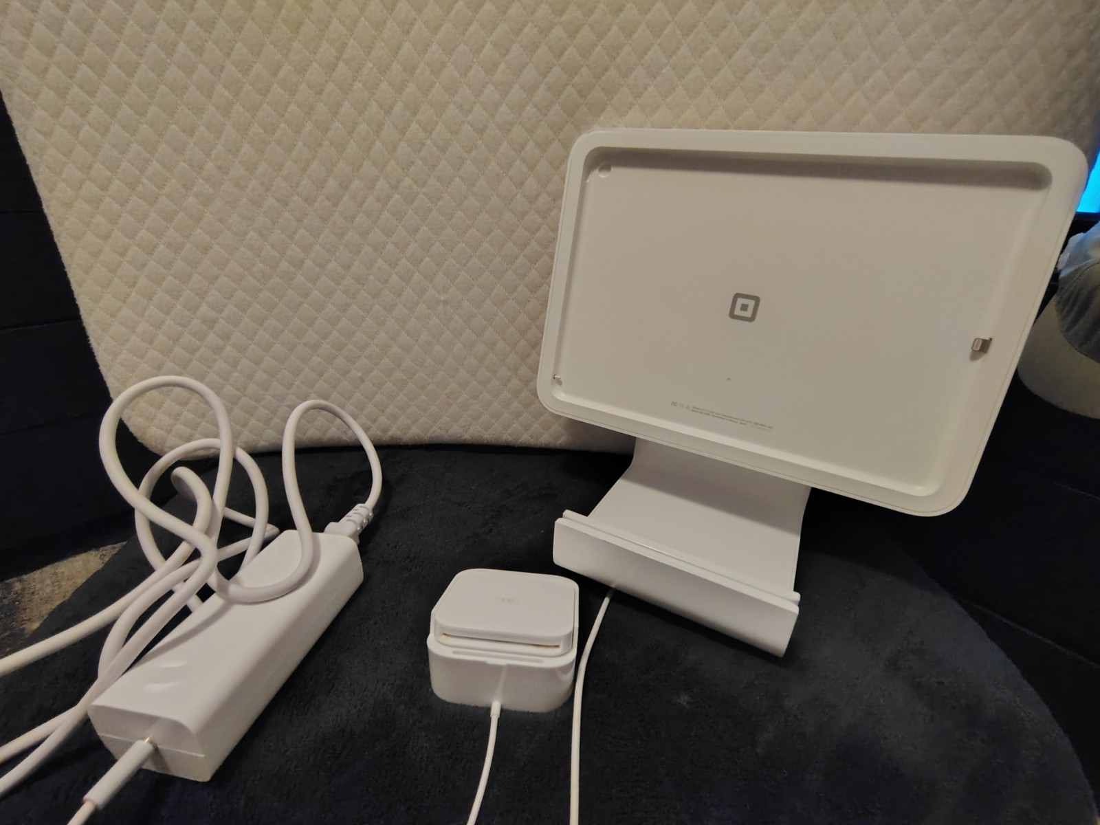 Square Stand iPad POS Credit Card Terminal w/ Power Adapter, USB Hub