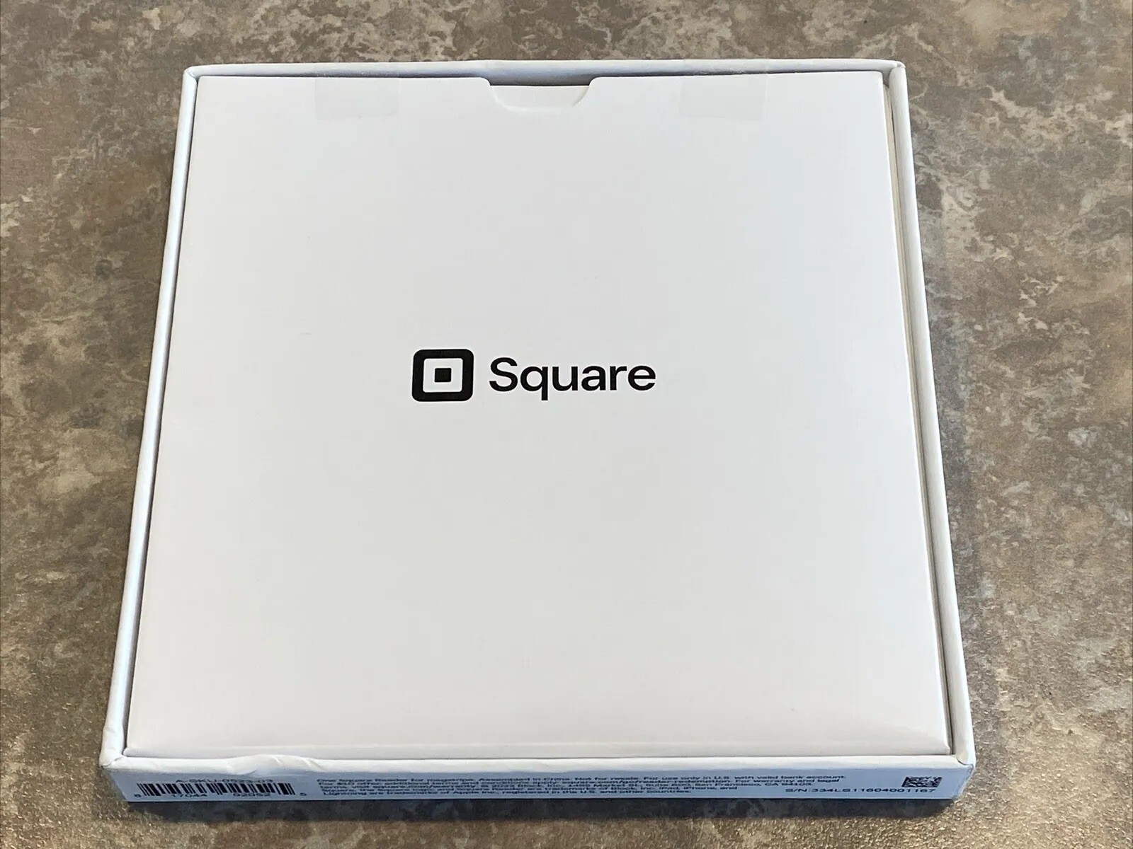 NEW Square – Magstripe Reader with Lightning Connector – Glossy White