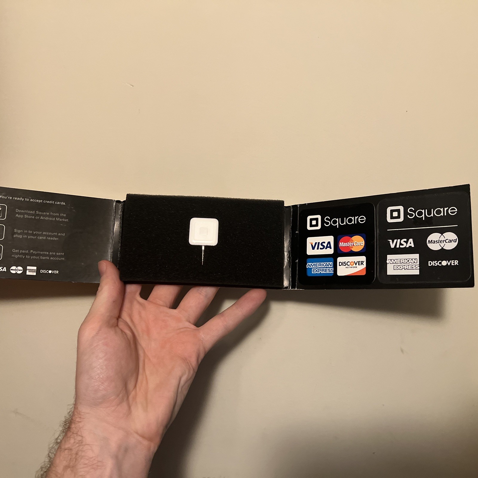 Brand New Square Credit Card Reader for Apple and Android –==Fast Shipping