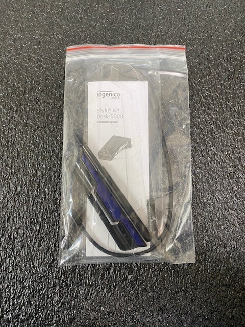 Lot of 2 INGENICO Stylus KIT DESK /5000 New