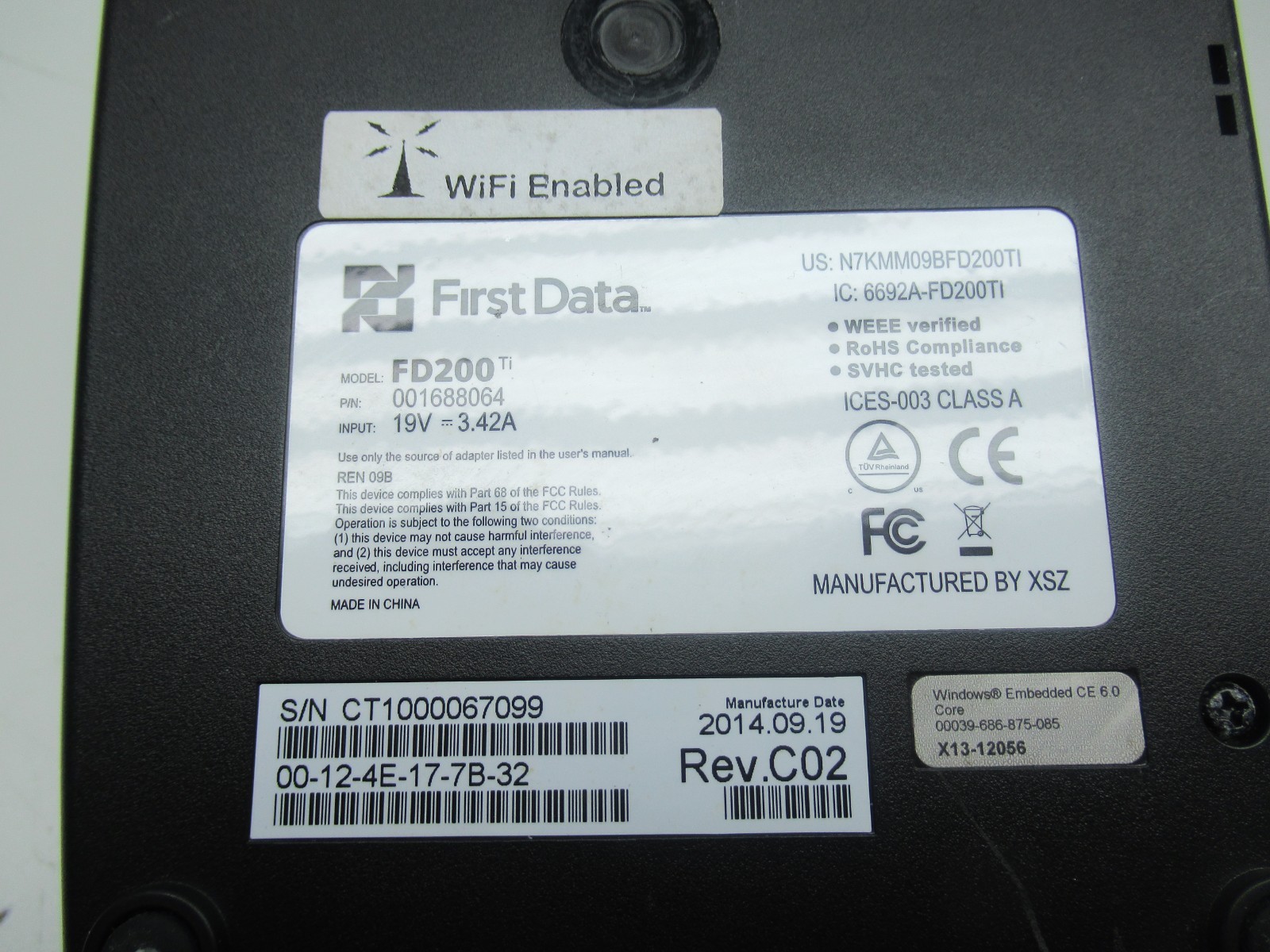 FirstData Silver Wireless Portable Terminal Credit Card Machine No Power Adapter