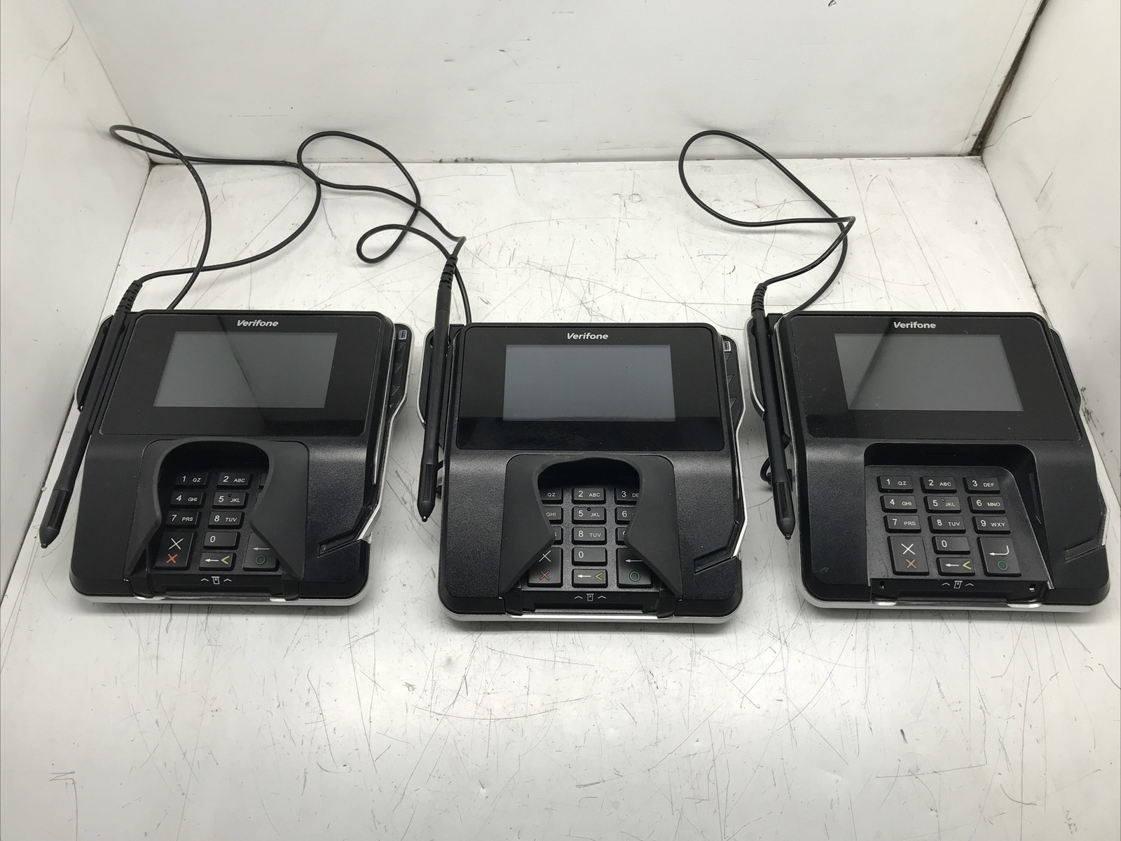 Lot of 3 UNTESTED Verifone MX915 credit card terminals w/ one MX900-02 module