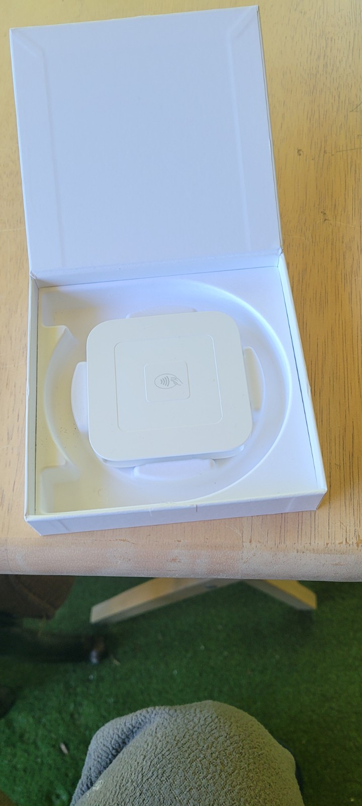 Apple Square Credit card reader