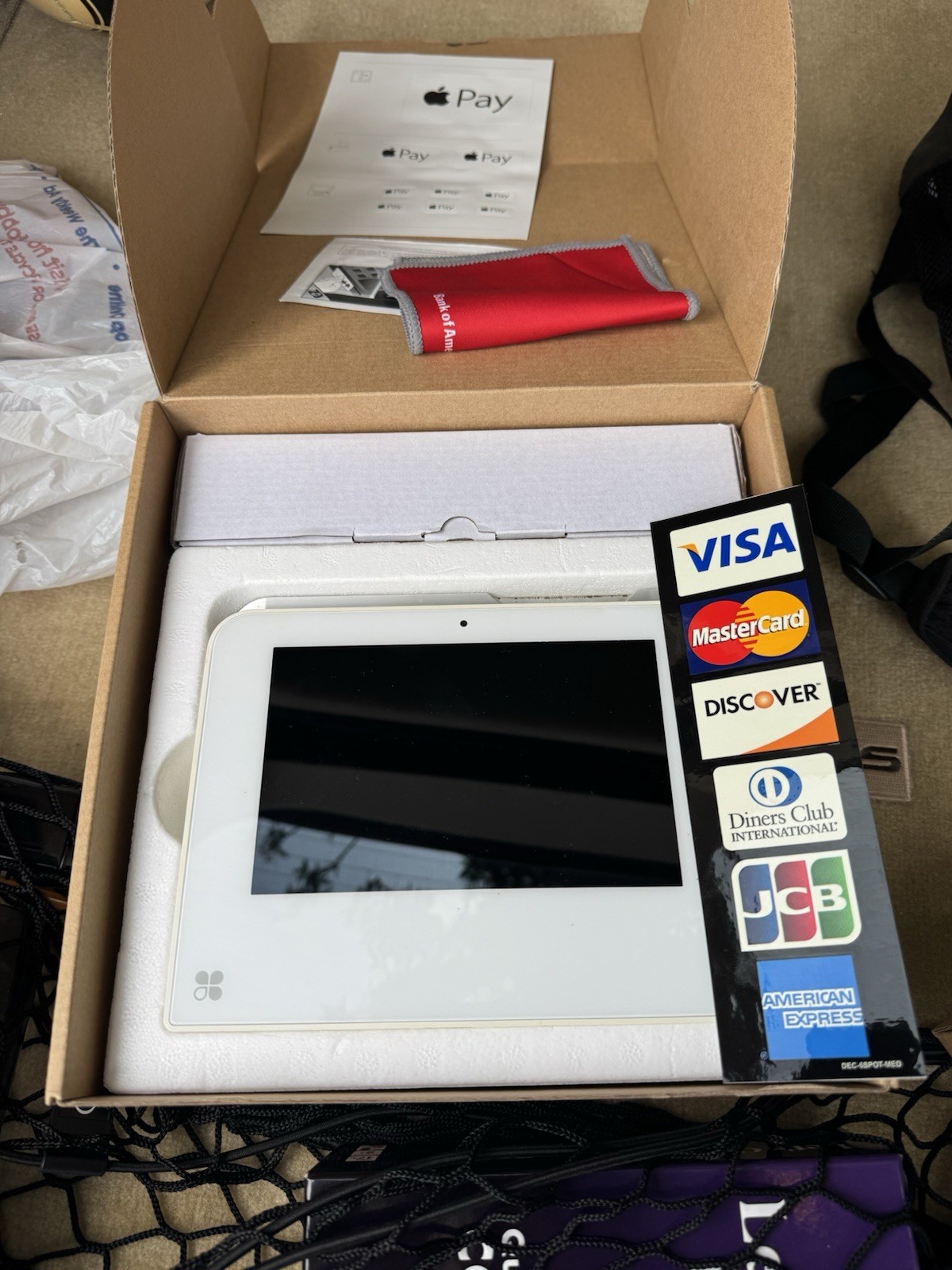 Clover Flex Handheld POS System C403 with Charging Cradle, White