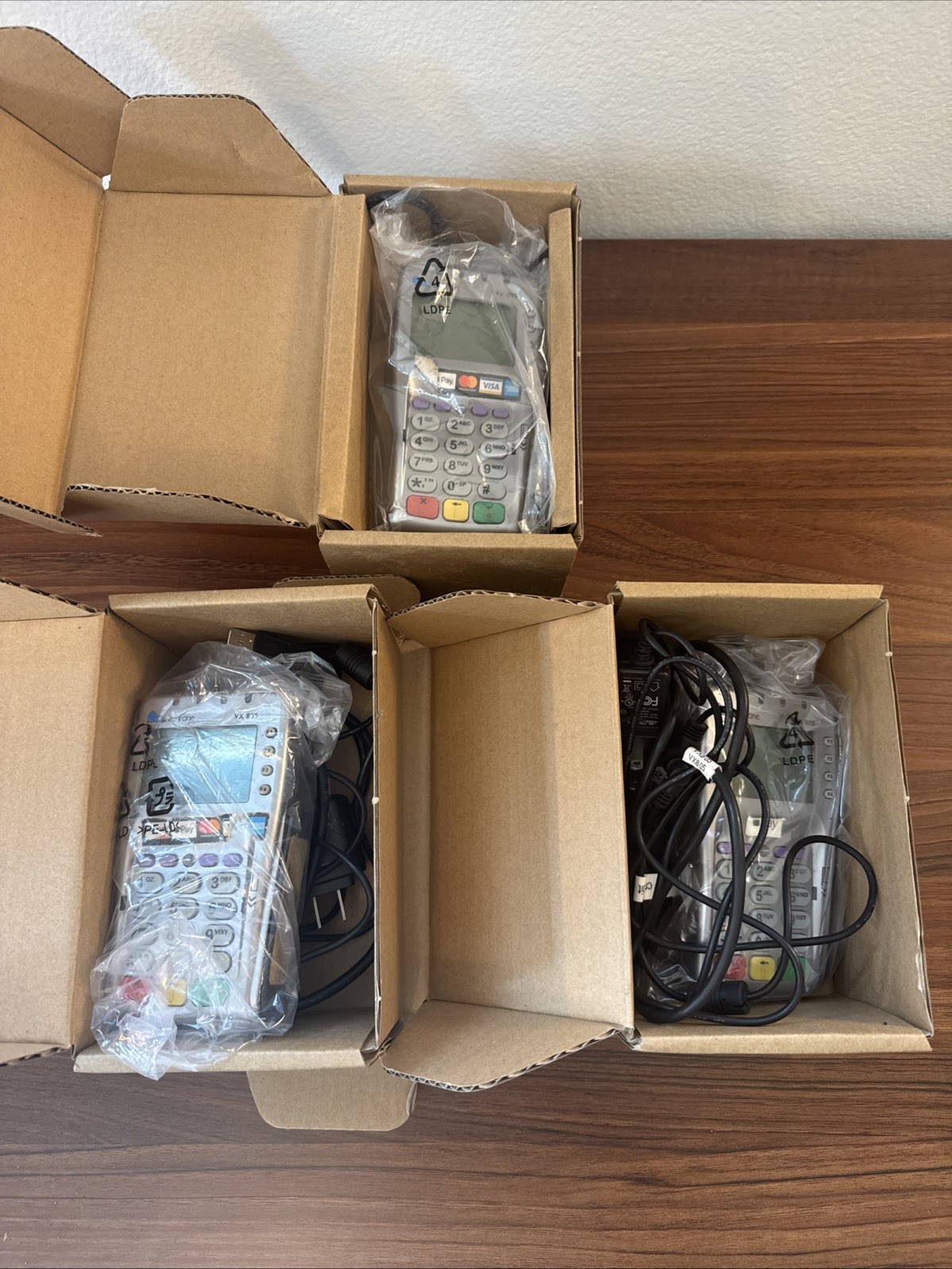 Used Lot of THREE VeriFone VX805 CTLS Pin Pad Chip/Card Readers – working