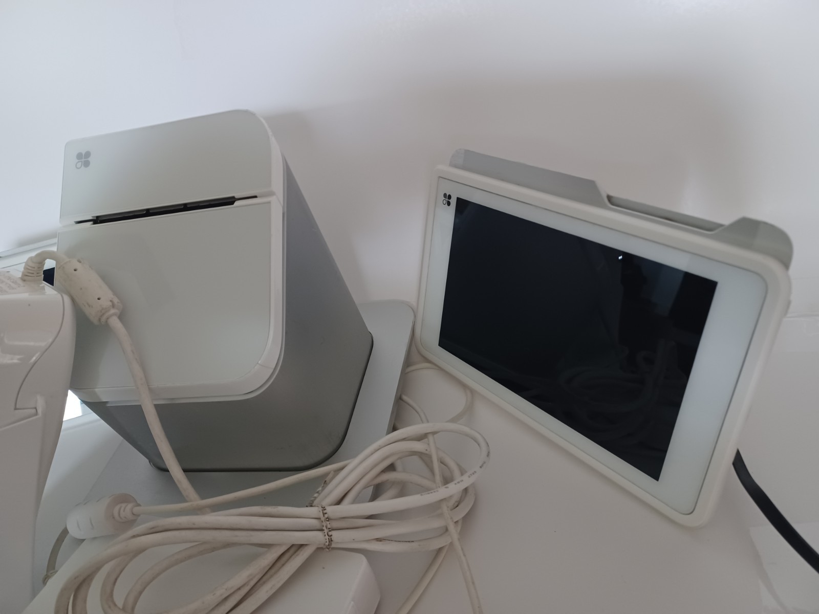 Clover POS Bundle- Pin Pad, Station Printer, 2 Mobile 3G -Free Shipping, TESTED!