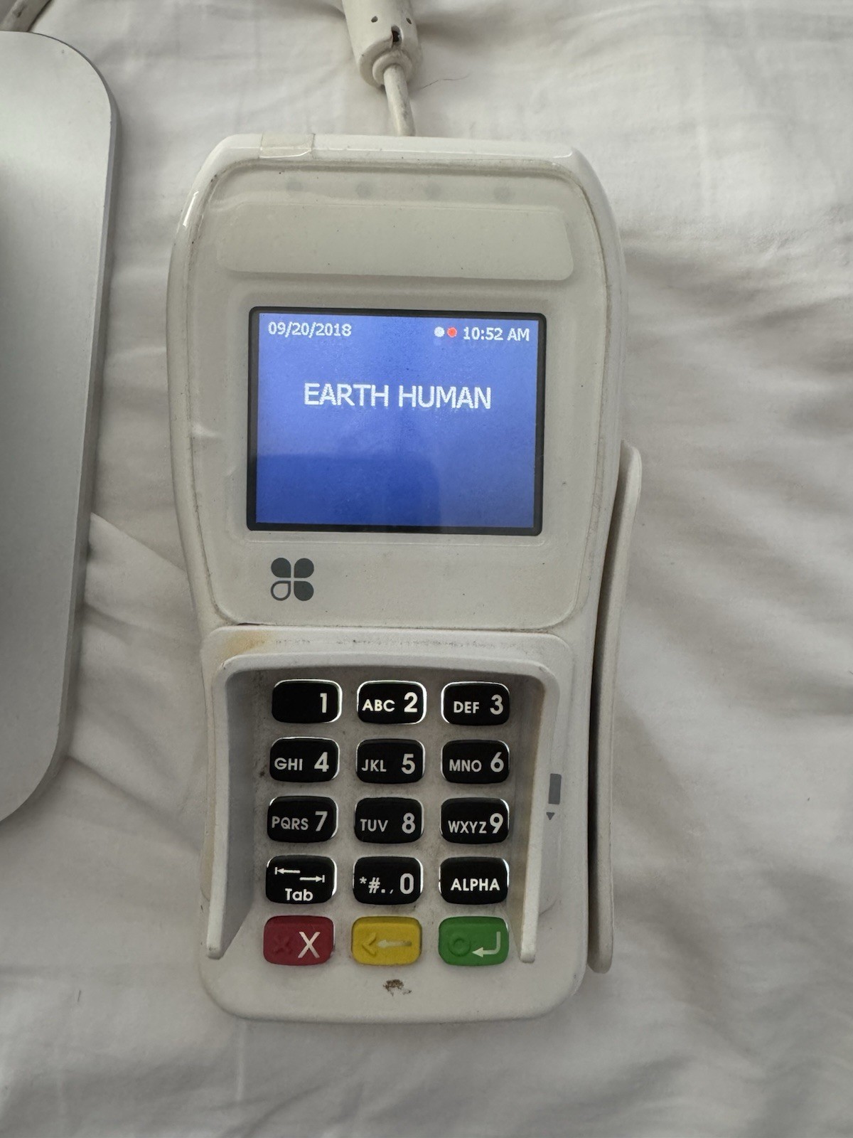 CLOVER POS 1.0 C100 SYSTEM POINT OF SALE STATION – AS IS MERCHANT LOCKED