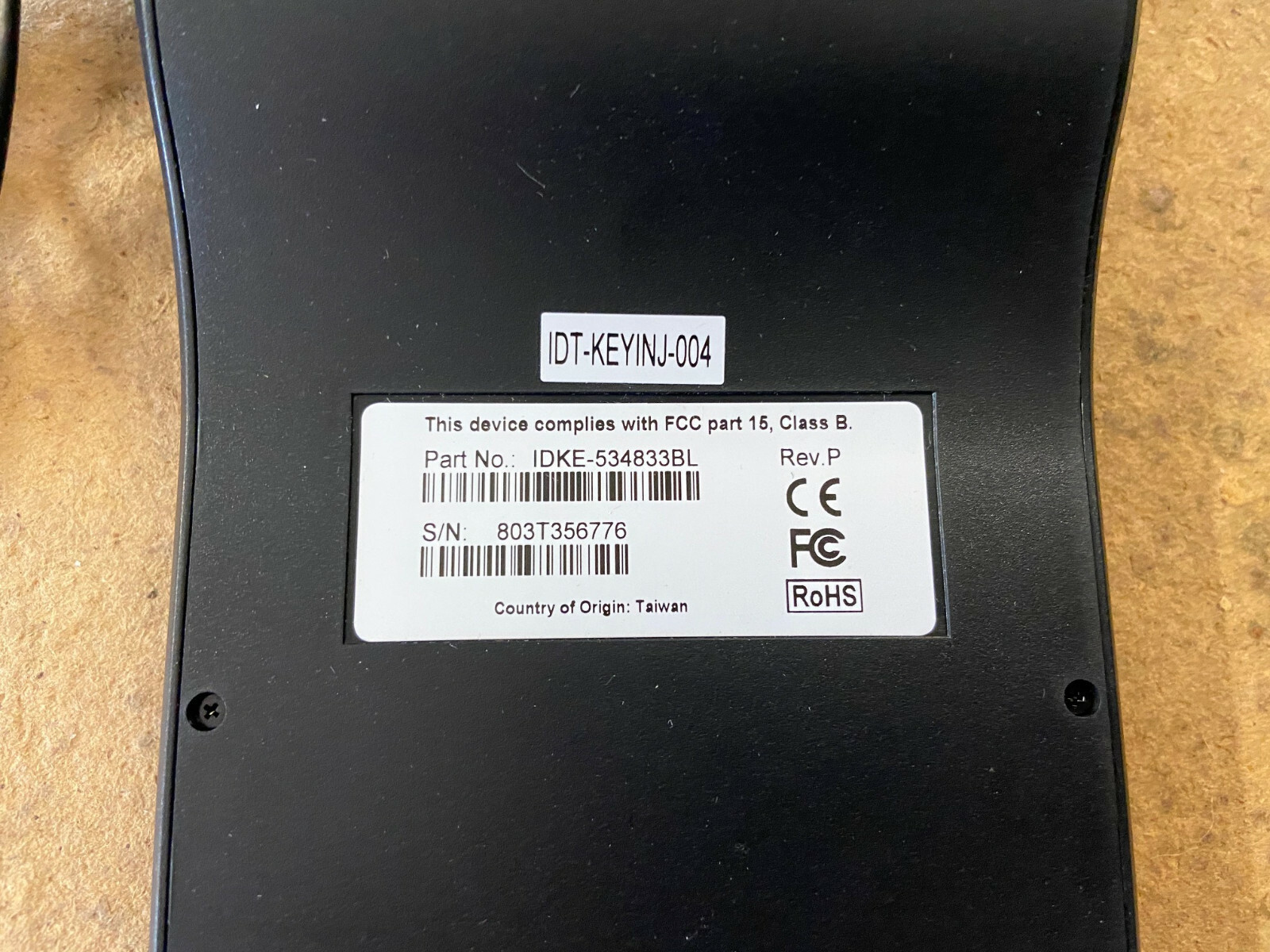 IDTECH Secure Key Card Reader M130 w/ Magstripe Reader IDSK-534833BL USB