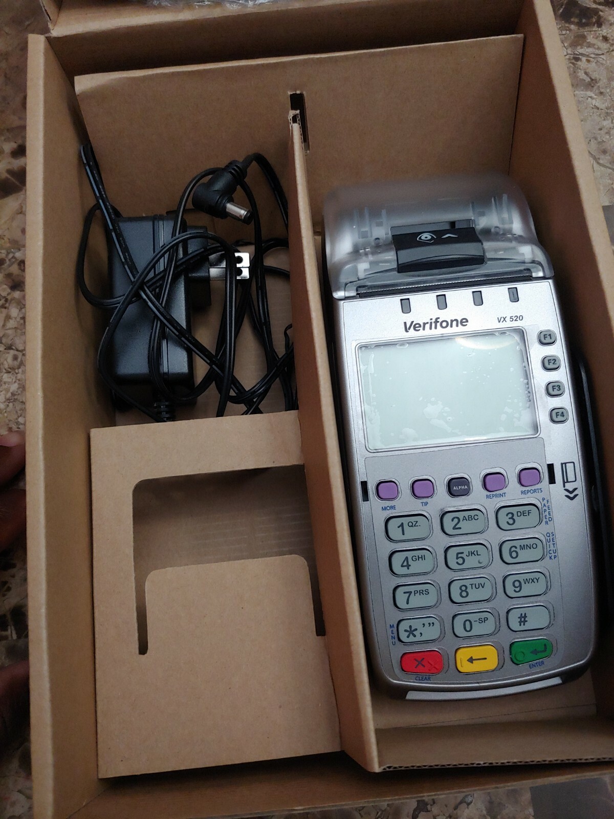 Verifone VX520 CTLS, NAA Dial/Eth, 128/64 MB, STD Keypad, PC13.0