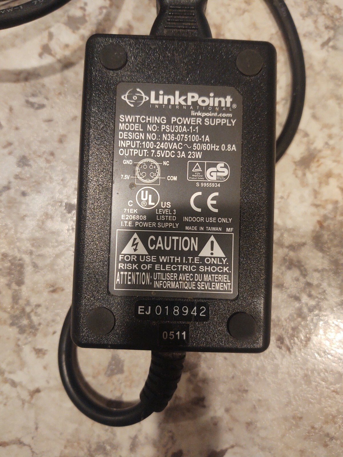Linkpoint A10 LPA10 Credit / Debit Card Terminal W/2 Pin pads. First data FD10