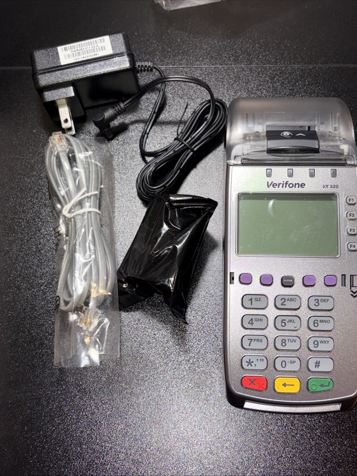VeriFone VX 520 CTLS M252-653-AD-NAA-3 NEW!