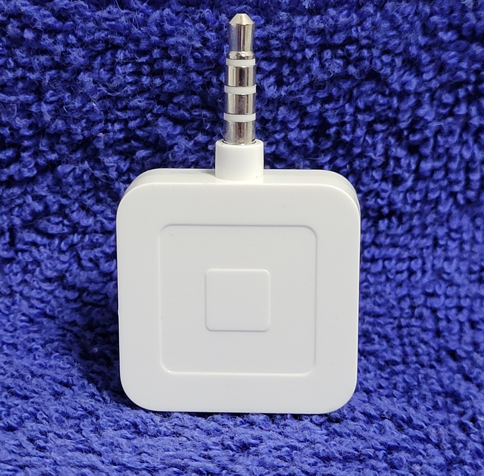 Square Credit Card Reader for iPhone/iPad/Android 3.5mm Headphone Jack Untested