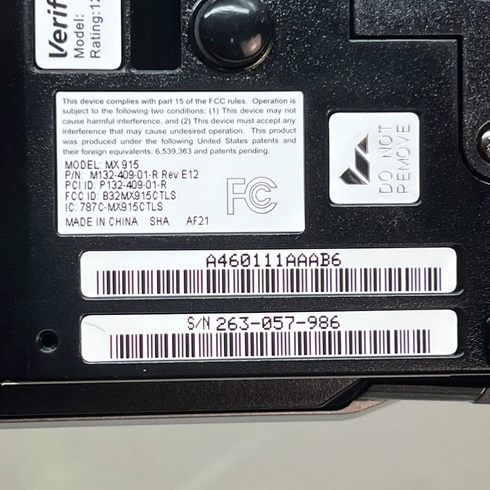 VERIFONE Payment Terminal 400 MHz/256 MB RAM Ethernet 4.3″ Black M132-409-01-R