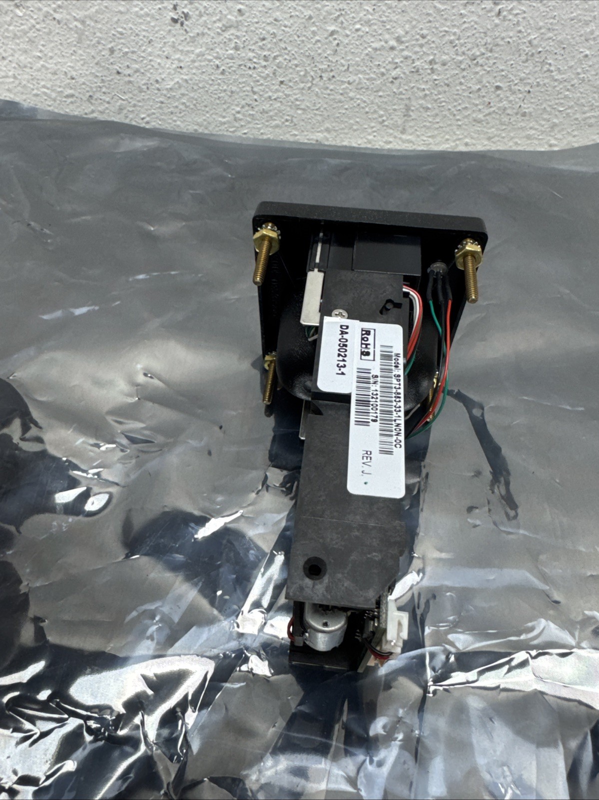 ID Tech RoHs Card Reader Part SPT3-385-33-1 LNN0N-0C DA-050213-1