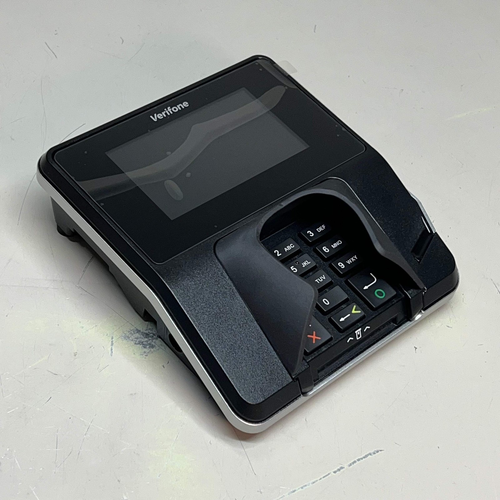 VERIFONE Payment Terminal 400 MHz/256 MB RAM Ethernet 4.3″ Black M132-409-01-R