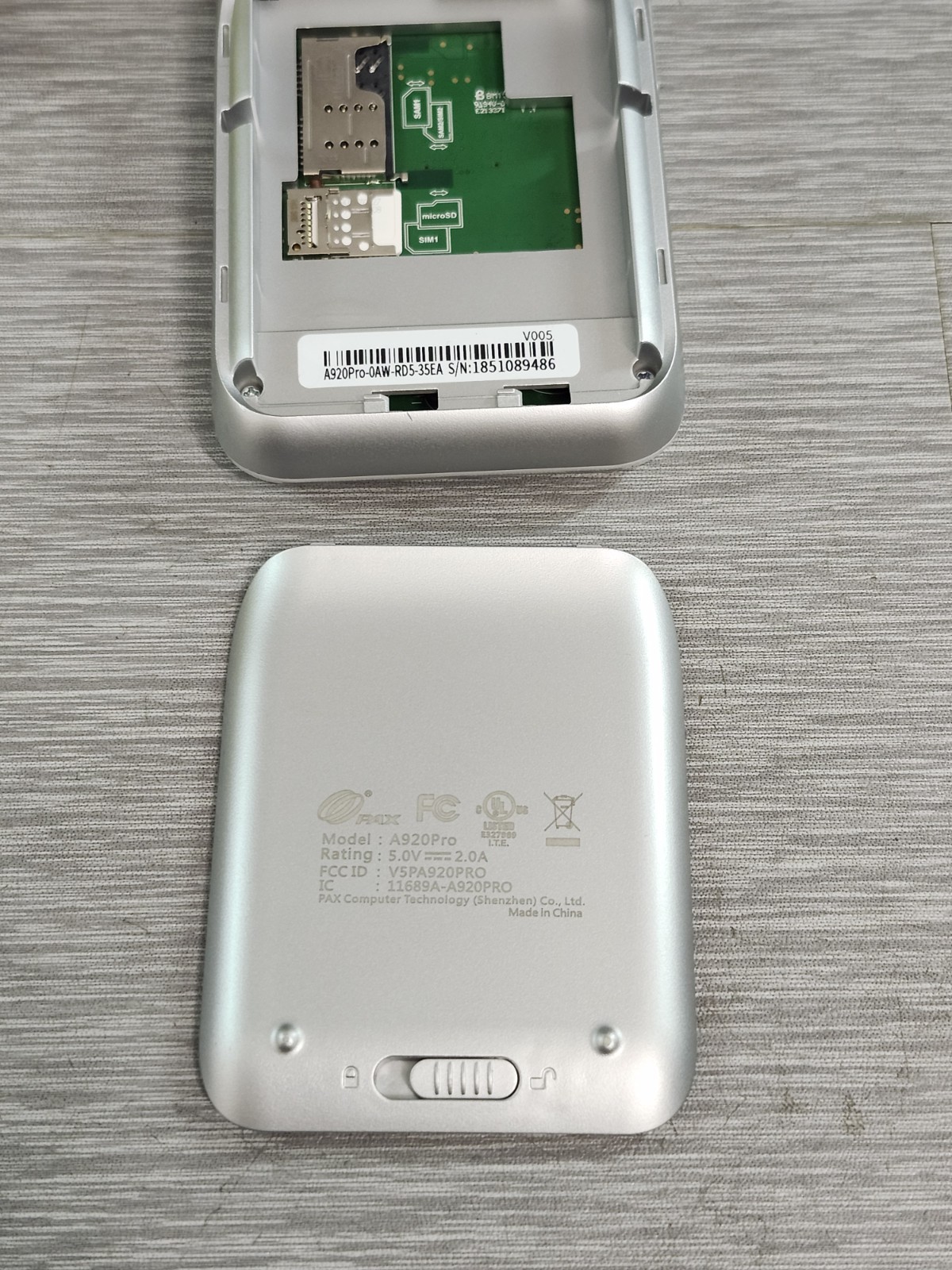 OEM ~ PAX A920pro Battery Cover