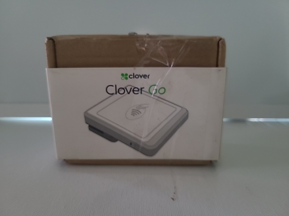 Clover Go RP457C Contactless Card Reader – White