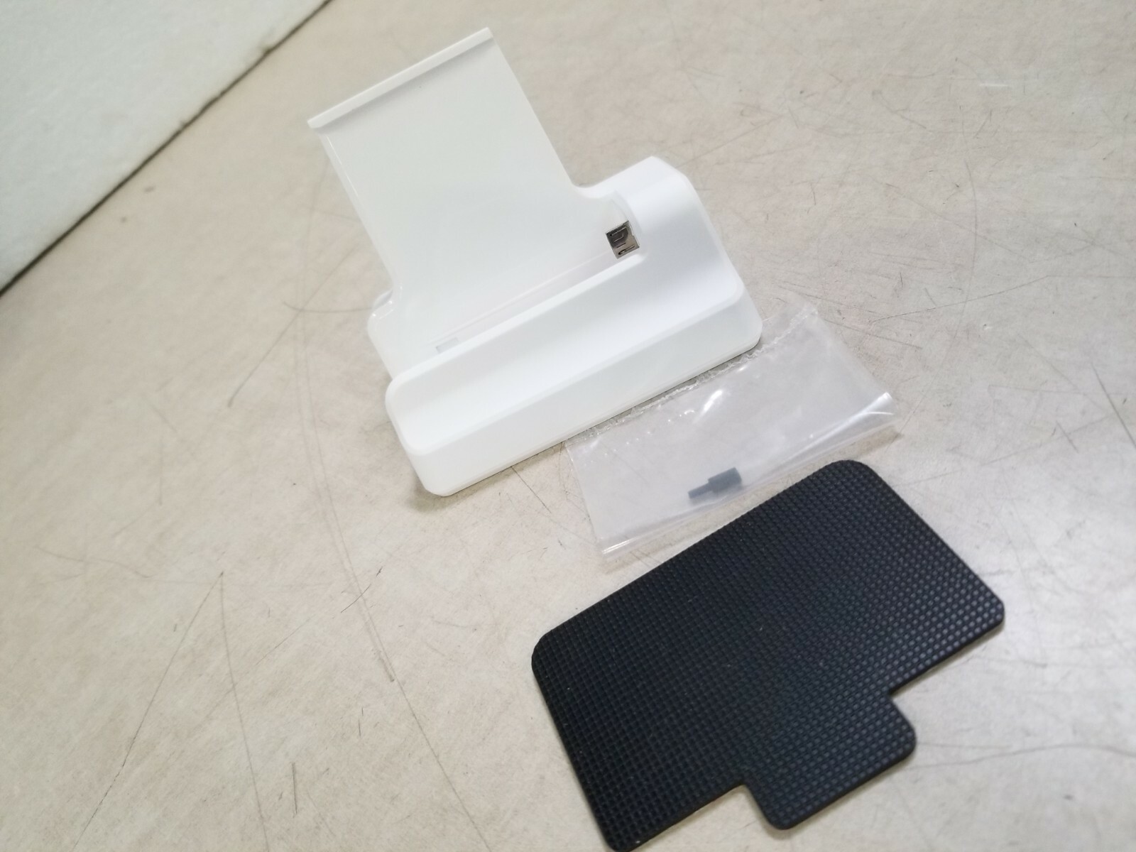 Unbranded White Cradle for RP457C