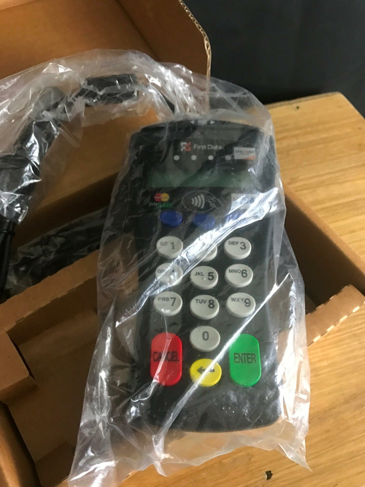 FIRST DATA FD-30 PIN PAN PINPAD CREDIT CARD DEBIT CARD READER New in Box