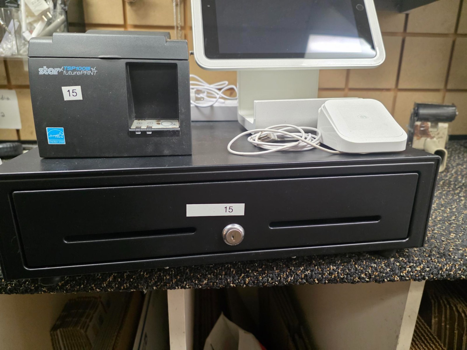 Square POS System – Complete – Cash Register, Tap To Pay, Star Printer, iPad (2)