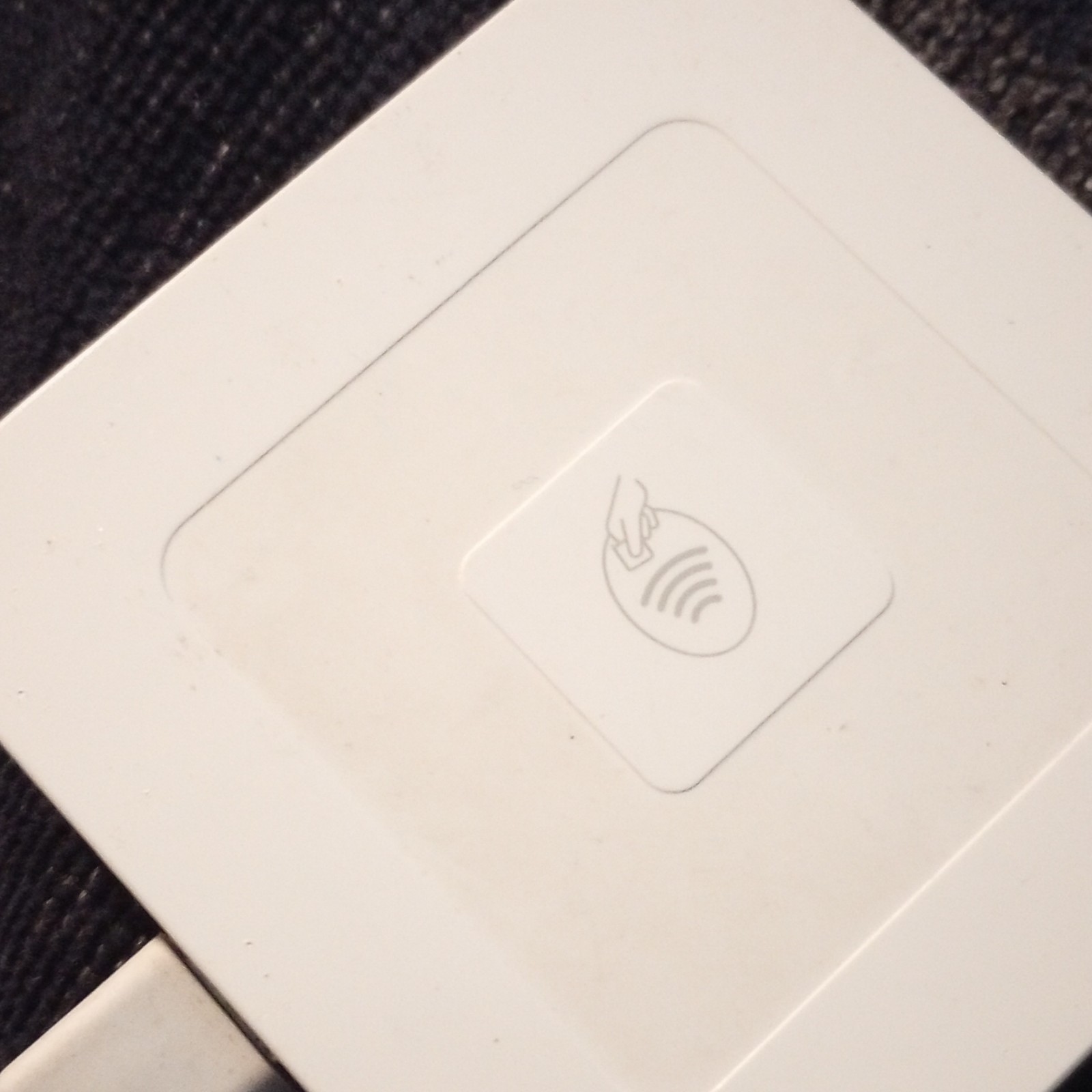 Apple Apple Pay A1524 Credit Card Reader, Wired Connectivity for iPhone