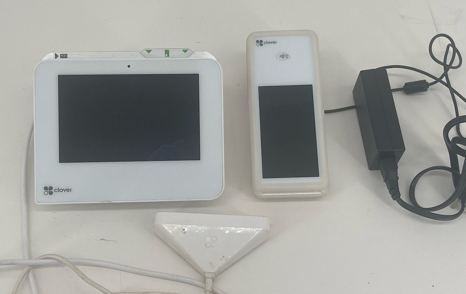 Clover K400 & C503 Station And Card Reader Lot