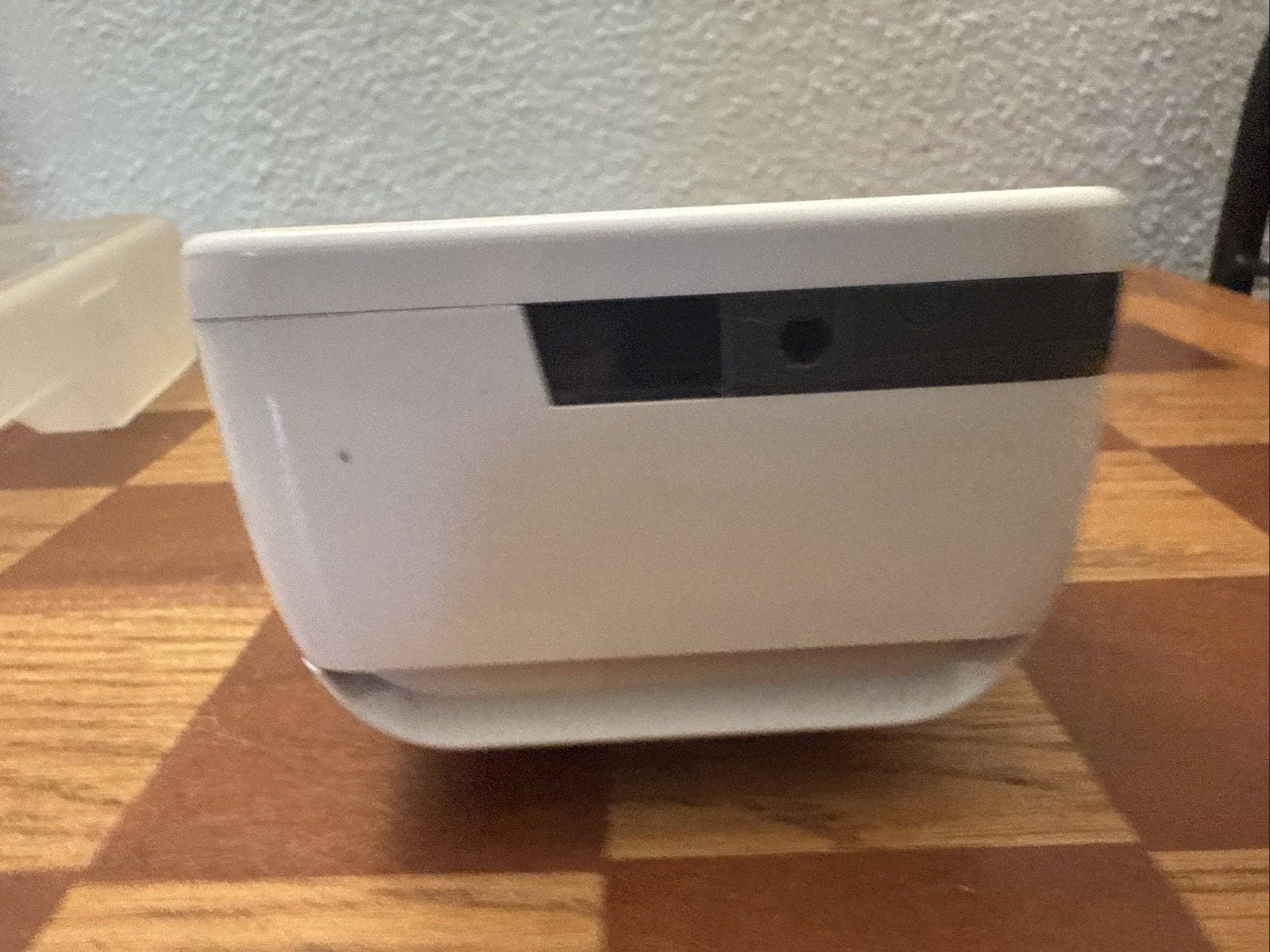 Clover Flex C403 Wireless Credit Card Terminal No Charging Adapter
