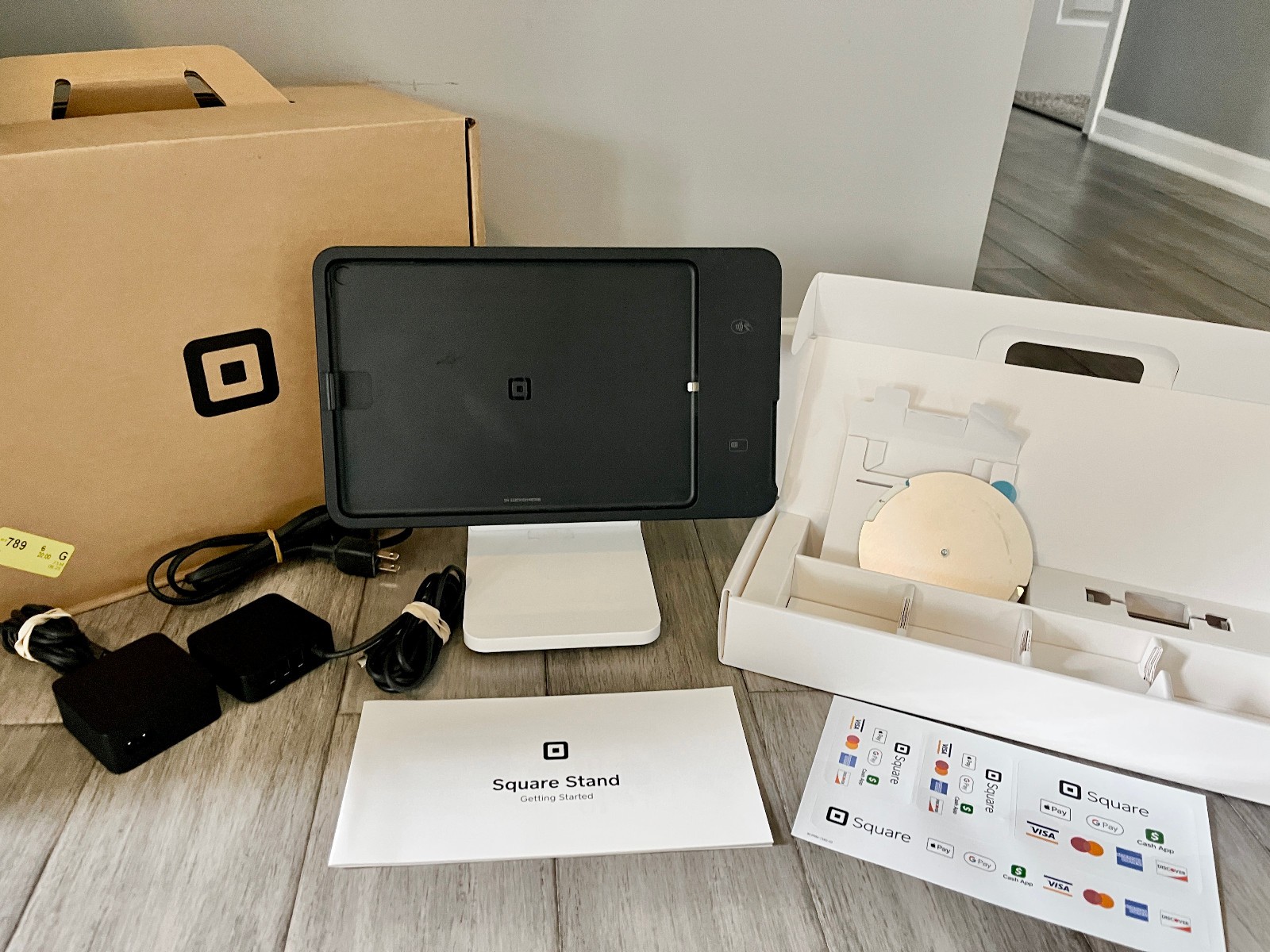 Square POS Stand for iPad (2nd Gen, Lightning) with Built-In Terminal
