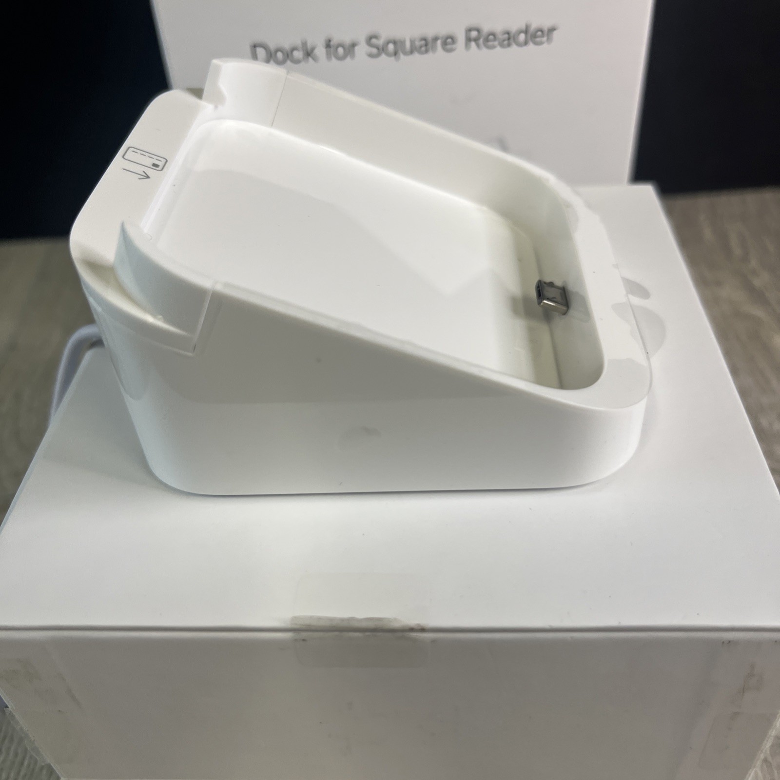Square A-SKU-0120 Dock for Square Reader Contactless Credit Card Reader Open Box