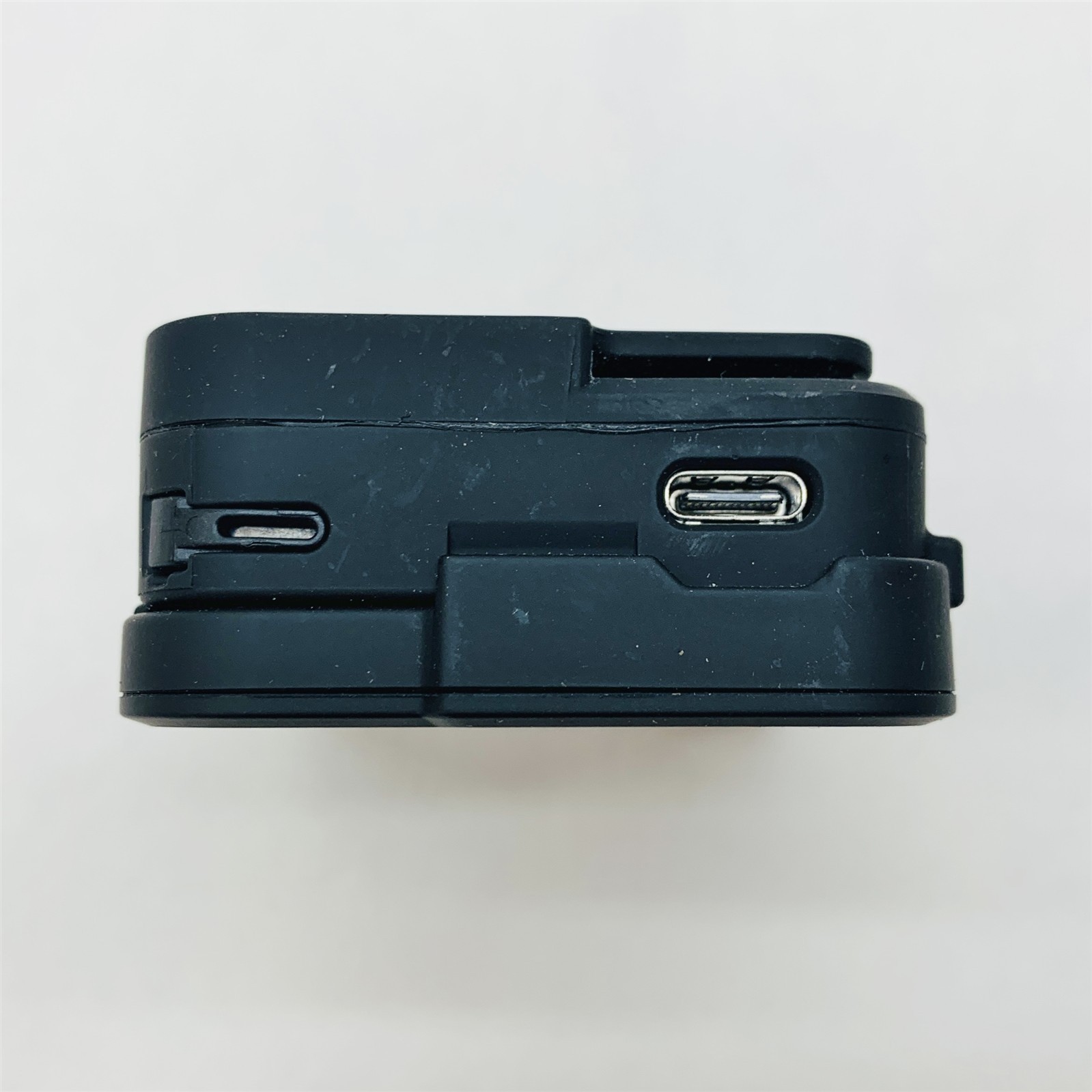Magtek 21087016 iDynamo 6 Secure Mag/EMV Mobile iOS Lightning Credit Card Reader