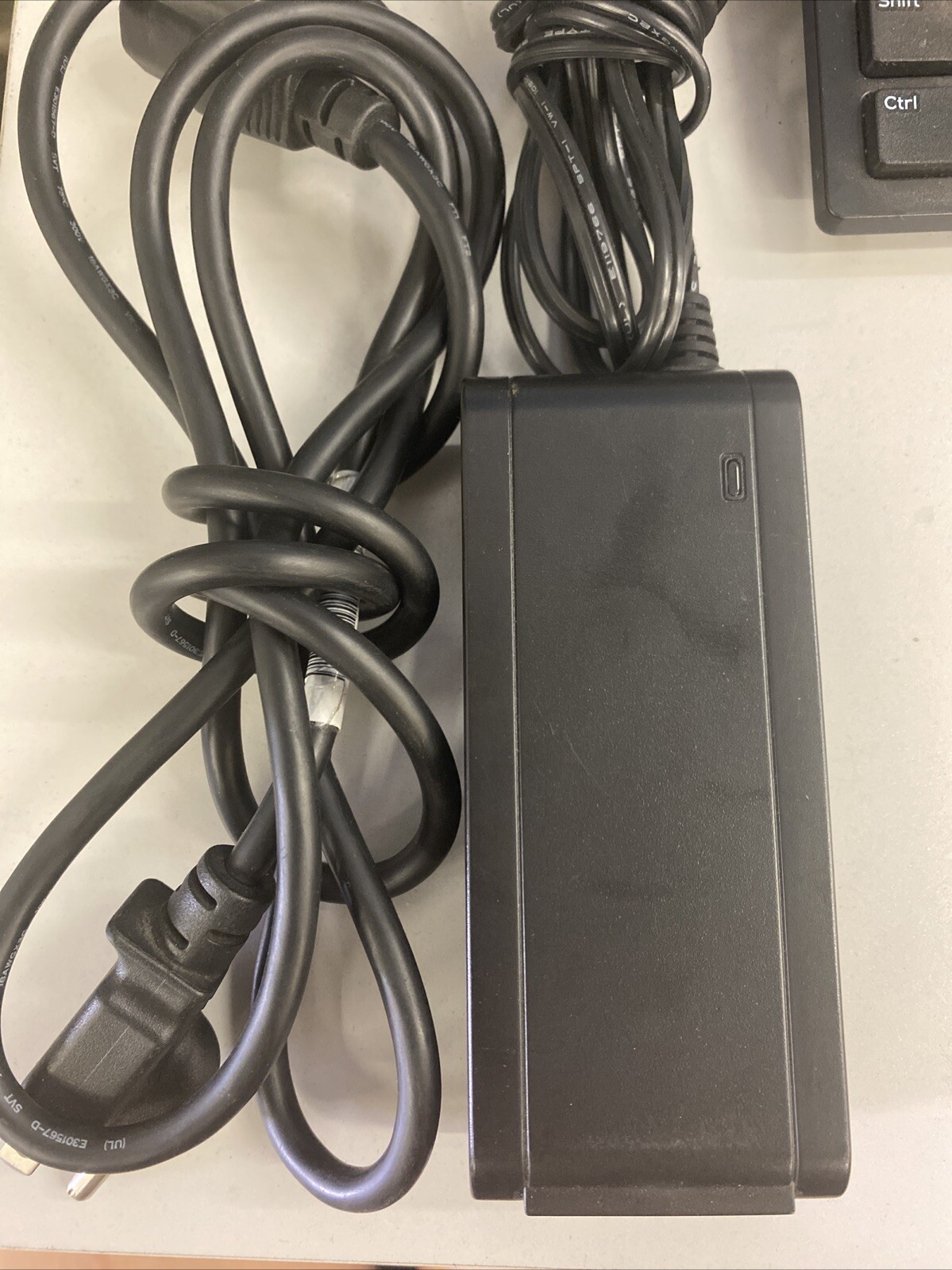 VeriFone VX570 Omni 5700 Gray Credit Card Reader Payment Terminal W/Adapter